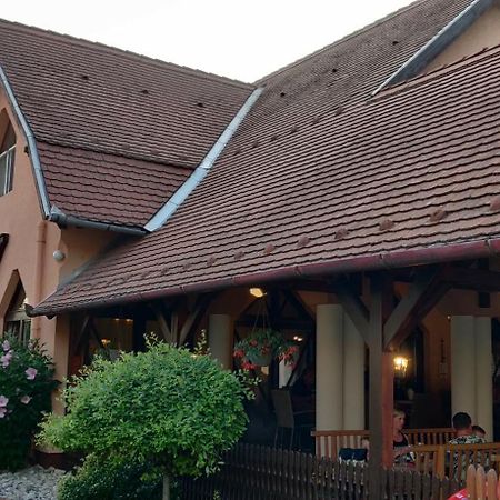 Korona Panzio Bed & Breakfast Balatonberény Екстериор снимка