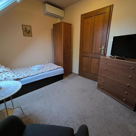 Korona Panzio Bed & Breakfast Balatonberény Екстериор снимка
