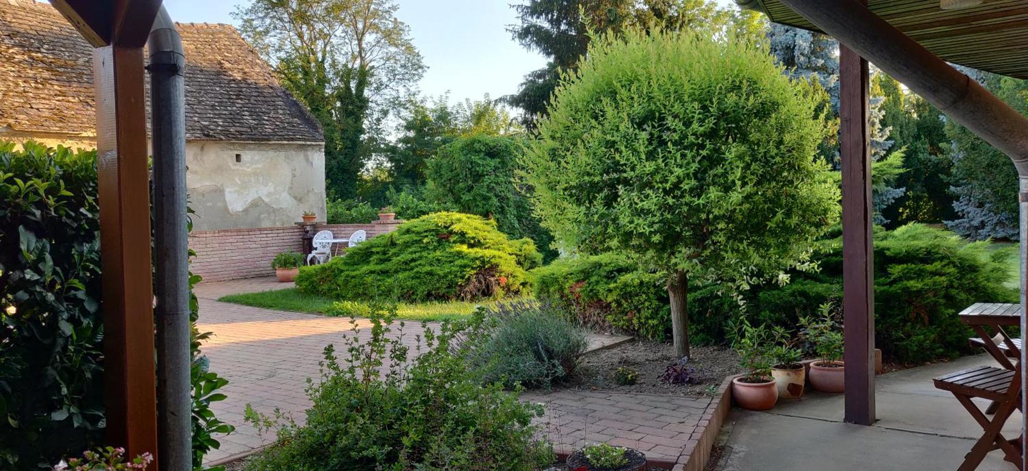 Korona Panzio Bed & Breakfast Balatonberény Екстериор снимка