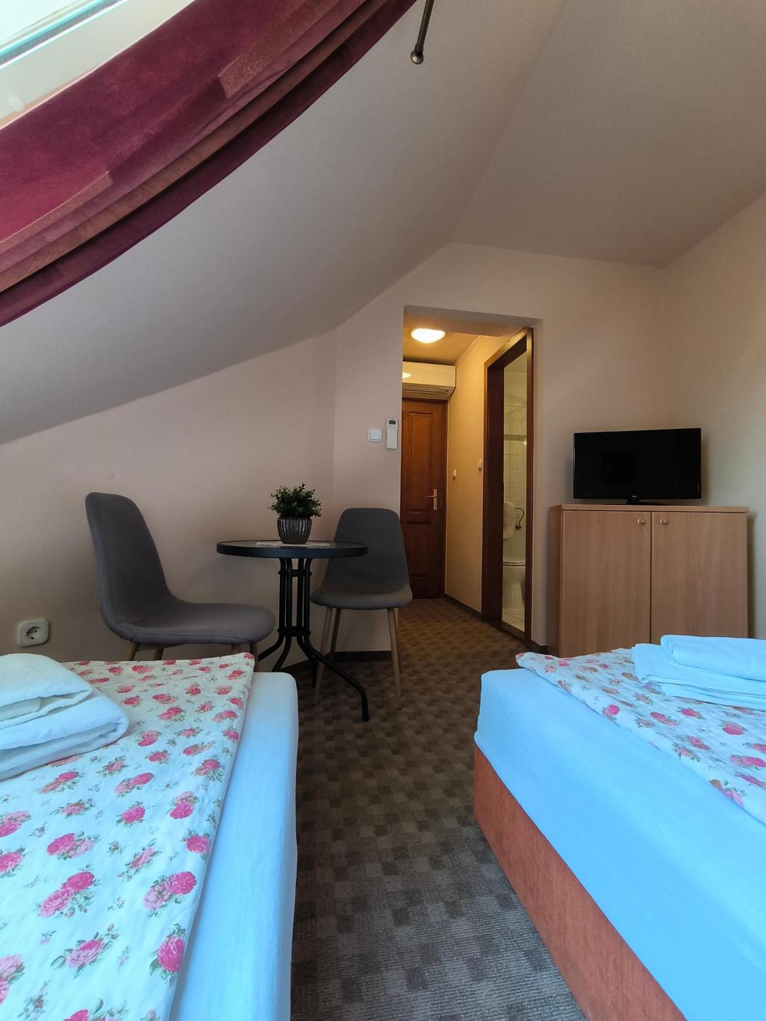 Korona Panzio Bed & Breakfast Balatonberény Екстериор снимка