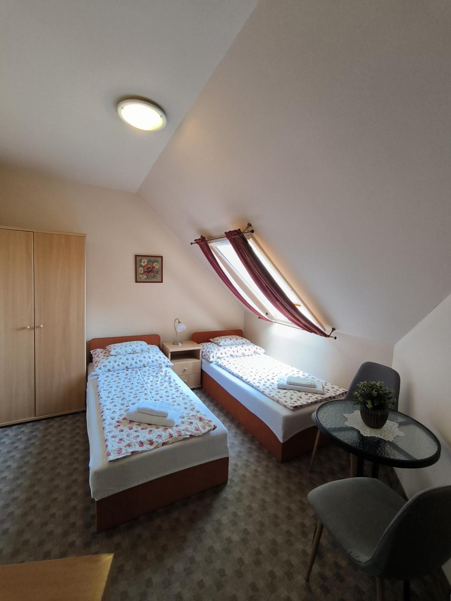 Korona Panzio Bed & Breakfast Balatonberény Екстериор снимка
